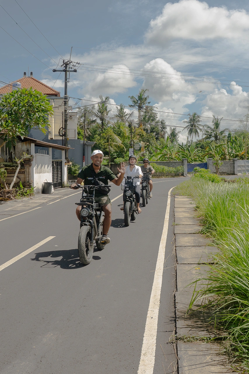tour image